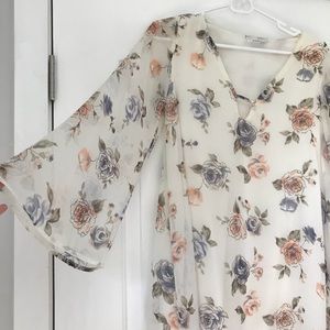 Floral bell sleeve dress